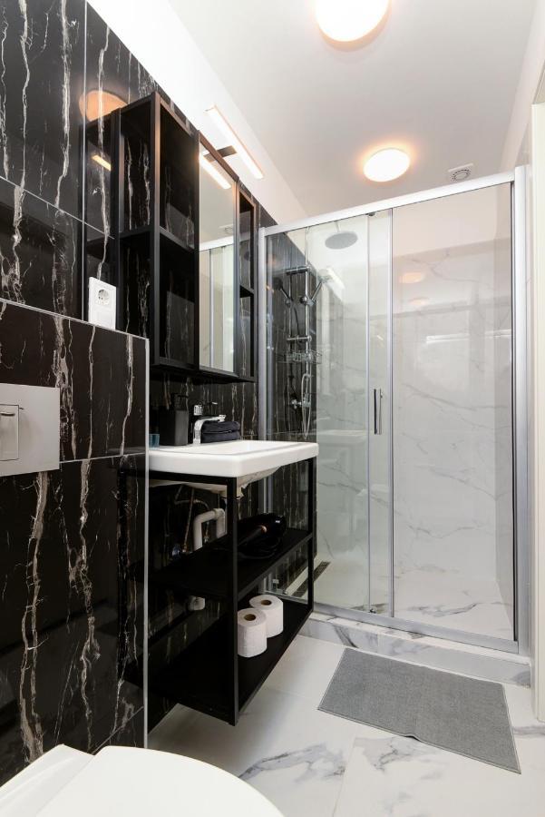 Akacfa 7 Two Bedroom Central Apartment Budapest Luaran gambar